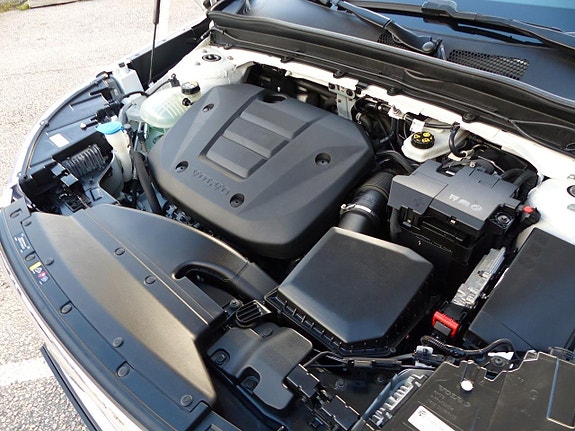 Volvo XC40 12 of 14