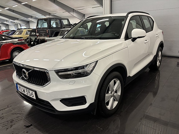 Volvo XC40 5 of 14