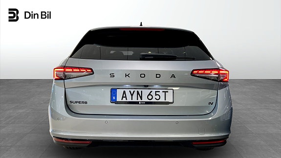Skoda Superb 5 of 24