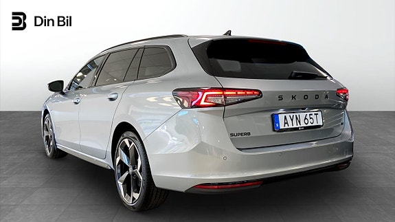 Skoda Superb 3 of 24
