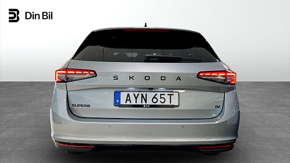 Skoda Superb 5 of 24