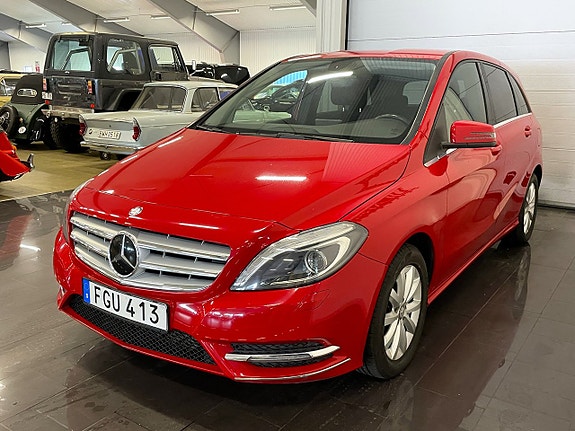 Mercedes-Benz B180 6 of 15