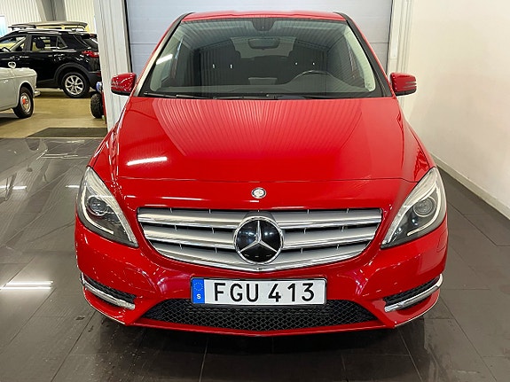Mercedes-Benz B180 7 of 15