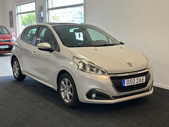 Peugeot 208 7 of 21
