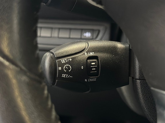 Peugeot 208 17 of 21