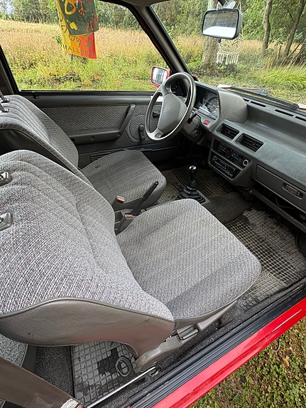 Nissan Micra 10 of 10