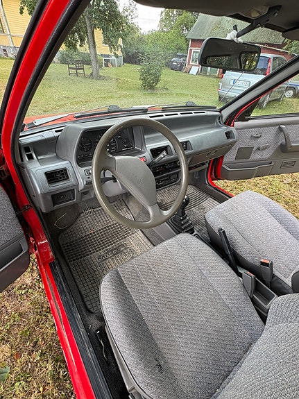 Nissan Micra 8 of 10