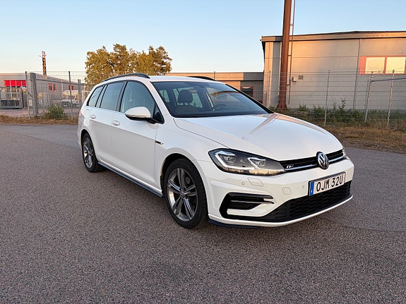 Volkswagen Golf VII 5 of 9