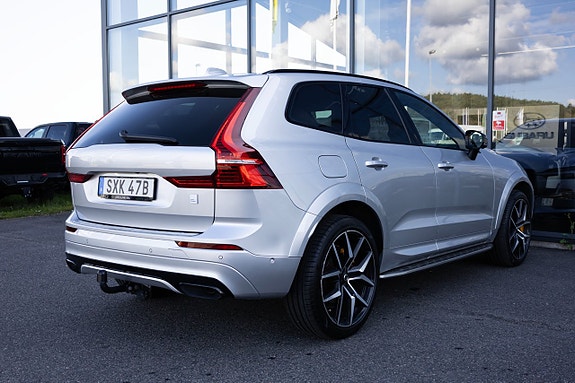 Volvo XC60 6 of 16