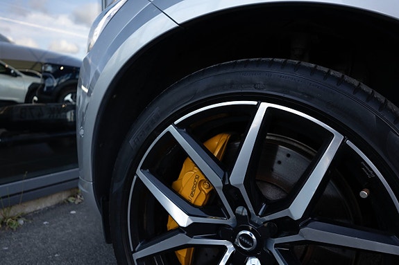 Volvo XC60 15 of 16