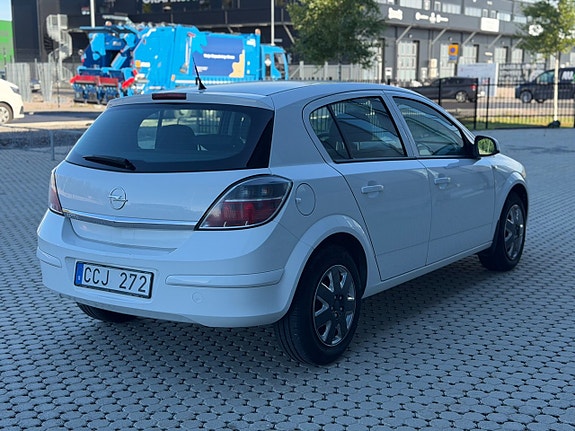Opel Astra 5 of 11