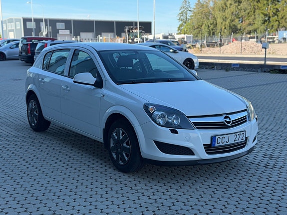 Opel Astra 6 of 11