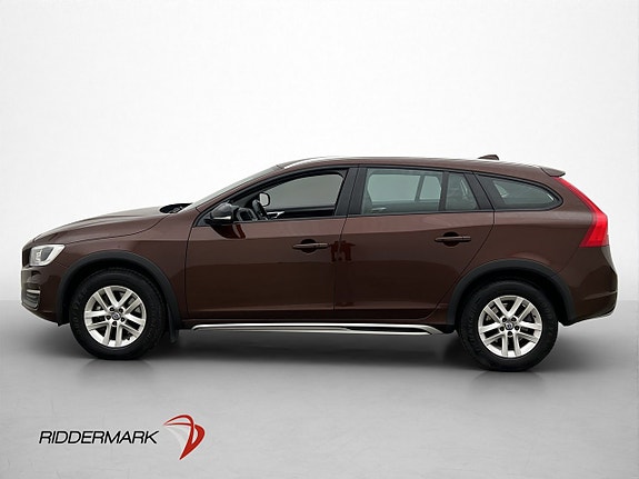 Volvo V60 Cross Country 4 of 28