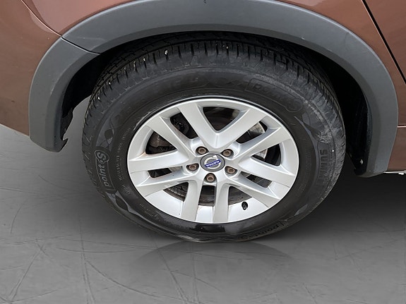 Volvo V60 Cross Country 27 of 28