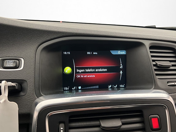 Volvo V60 Cross Country 17 of 28
