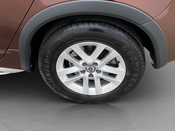 Volvo V60 Cross Country 26 of 28