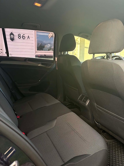 Volkswagen Golf VII 4 of 7