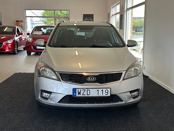 Kia Ceed 2 of 20