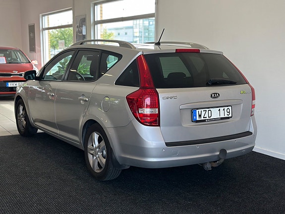 Kia Ceed 8 of 20