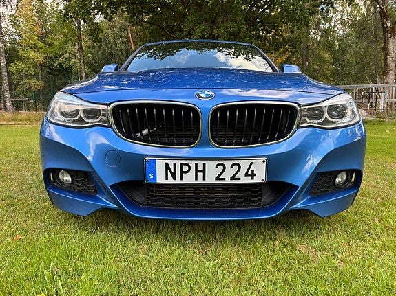 BMW 320d 4 of 14