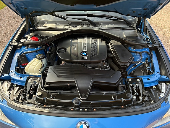 BMW 320d 10 of 14