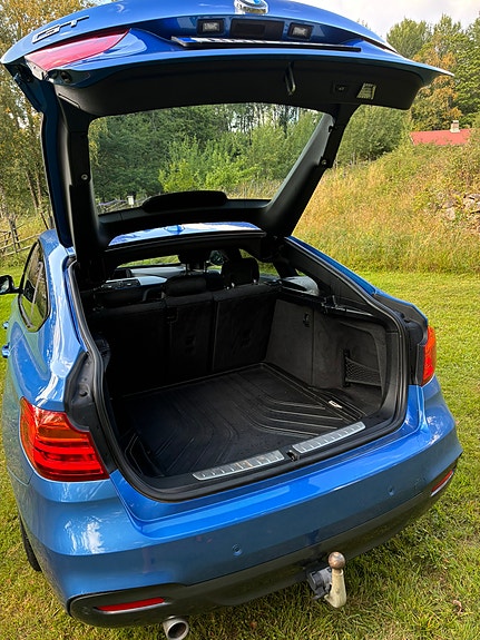 BMW 320d 5 of 14