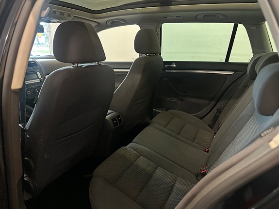 Volkswagen Golf I 17 of 20