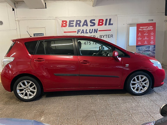 Toyota Verso 2 of 30