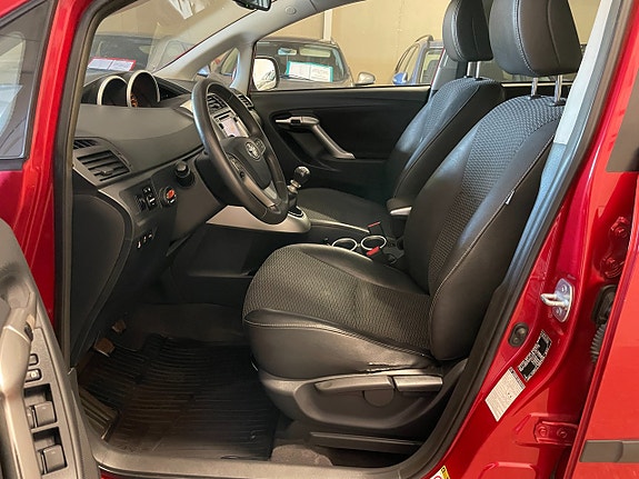 Toyota Verso 7 of 30
