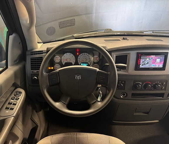 Dodge RAM 1500 20 of 22