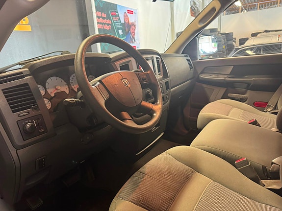 Dodge RAM 1500 17 of 22