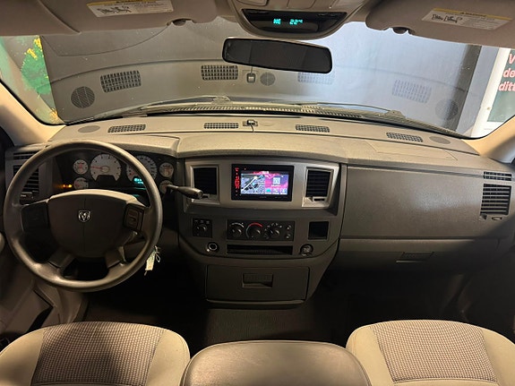 Dodge RAM 1500 19 of 22
