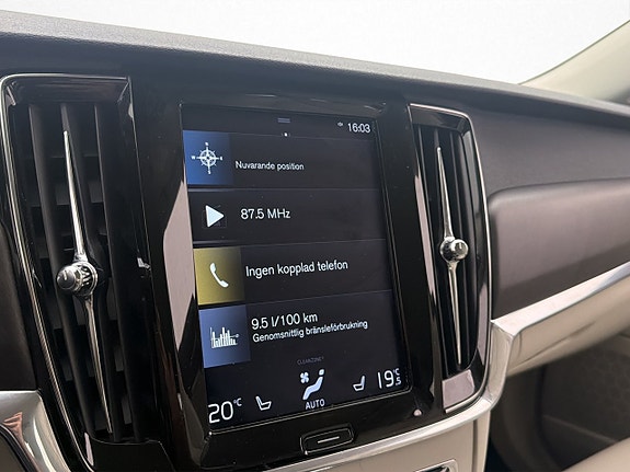 Volvo V90 Cross Country 23 of 30