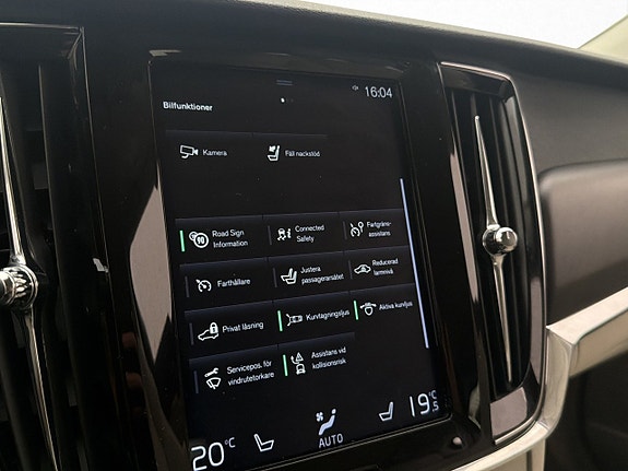 Volvo V90 Cross Country 26 of 30