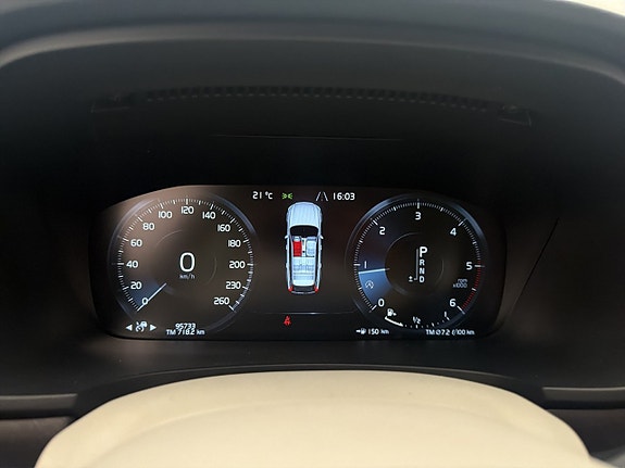 Volvo V90 Cross Country 21 of 30