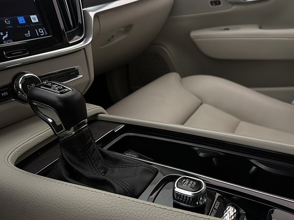 Volvo V90 Cross Country 28 of 30