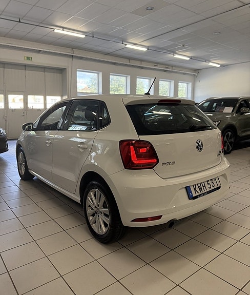 Volkswagen Polo 5 of 13