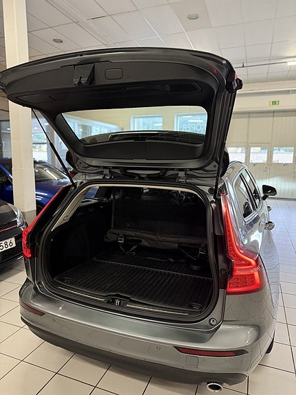 Volvo V60 16 of 16