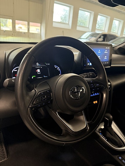 Toyota Yaris Cross 9 of 19
