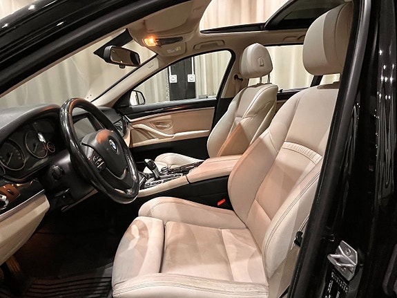 BMW 520d 12 of 17