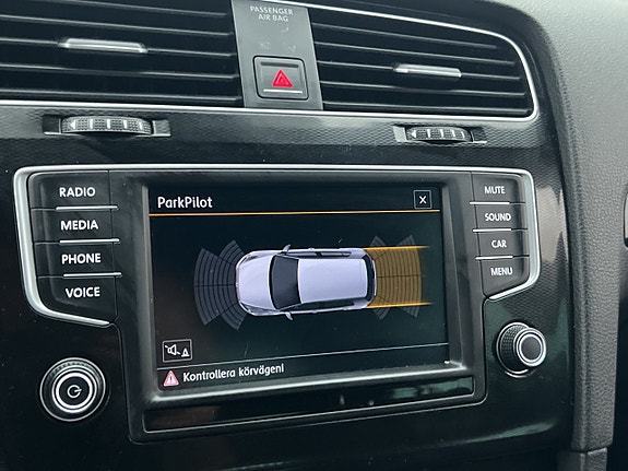 Volkswagen Golf I 19 of 24