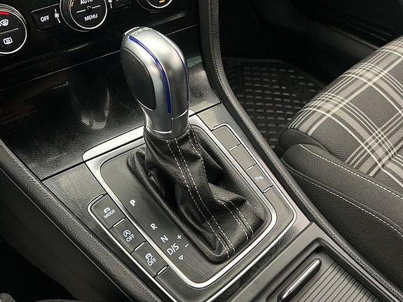 Volkswagen Golf I 22 of 24