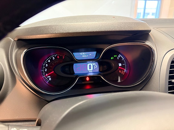 Renault Captur 10 of 22