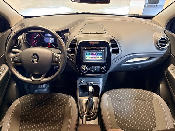Renault Captur 6 of 22