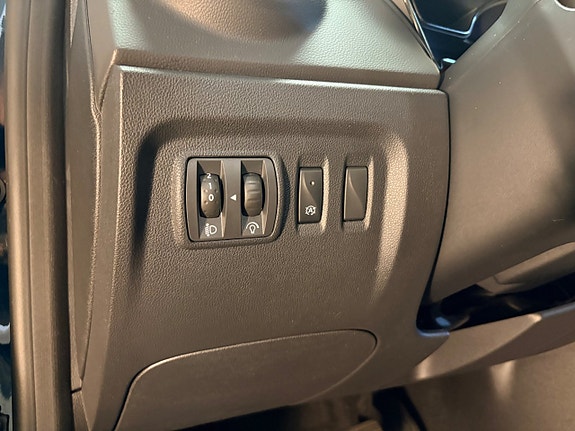 Renault Captur 11 of 22