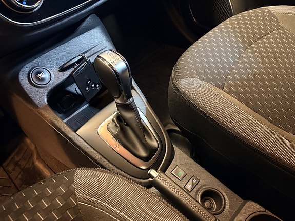 Renault Captur 19 of 22
