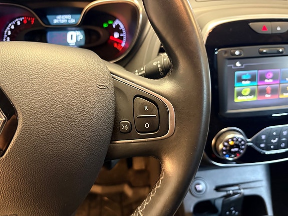 Renault Captur 9 of 22