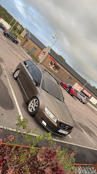 Volvo V70 19 of 30