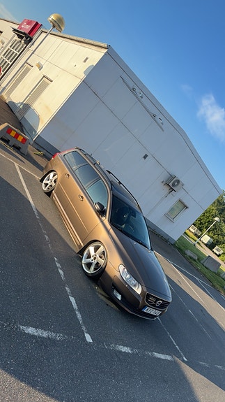Volvo V70 17 of 30