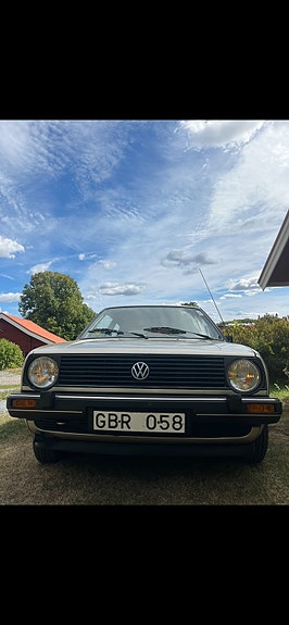 Volkswagen Golf II 2 of 18